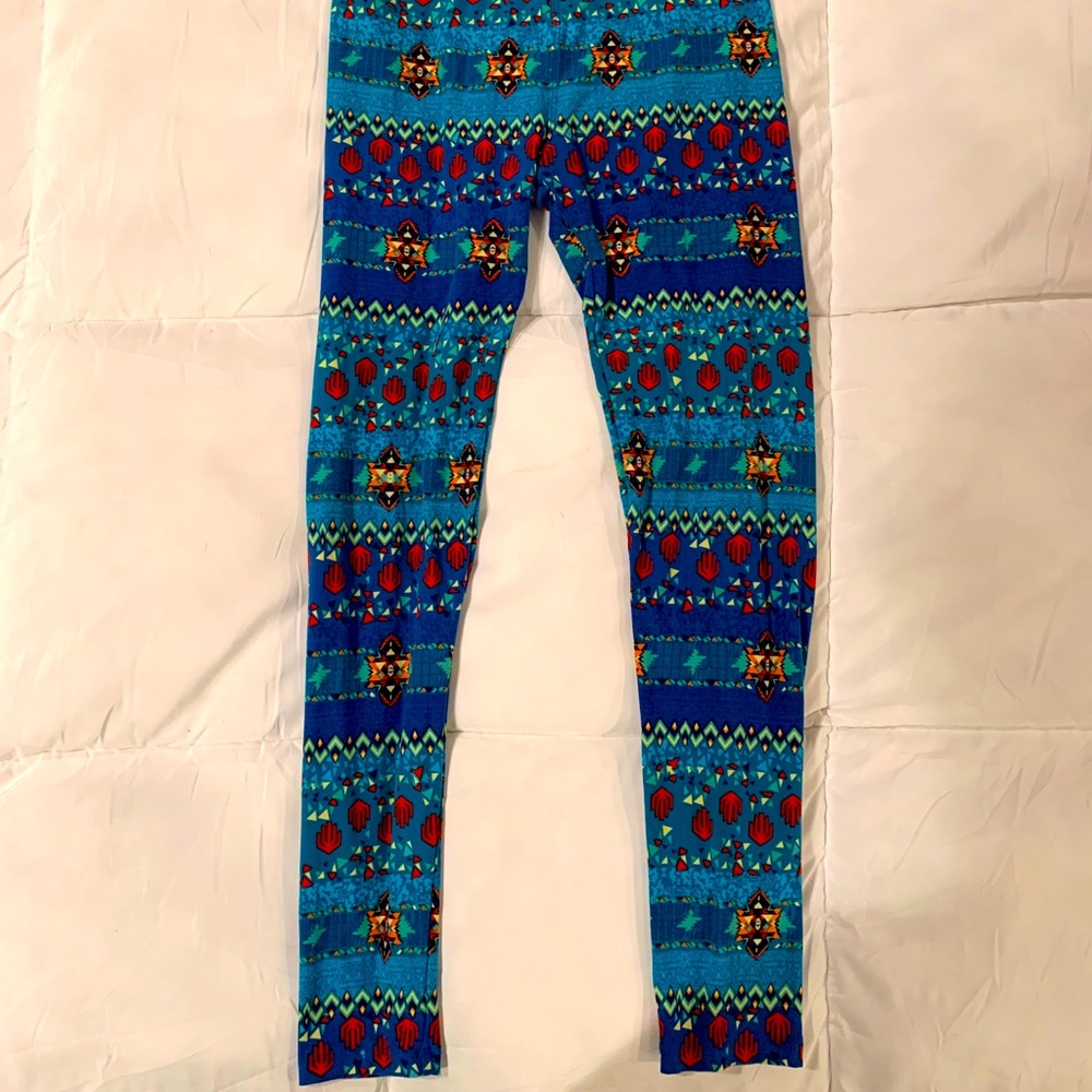 Fun print LuLaRoe leggings!